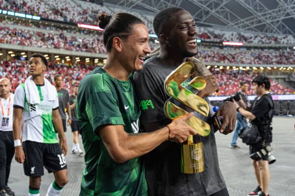 SINGAPORE - Sunday, July 30, 2023: Liverpool's Darwin Núñez (L) and Ibrahima Konaté with the trophy after a pre-season friendly match between Liverpool FC and Leicester City FC at the Singapore National Stadium. Liverpool won 4-0. (Pic by David Rawcliffe/Propaganda)