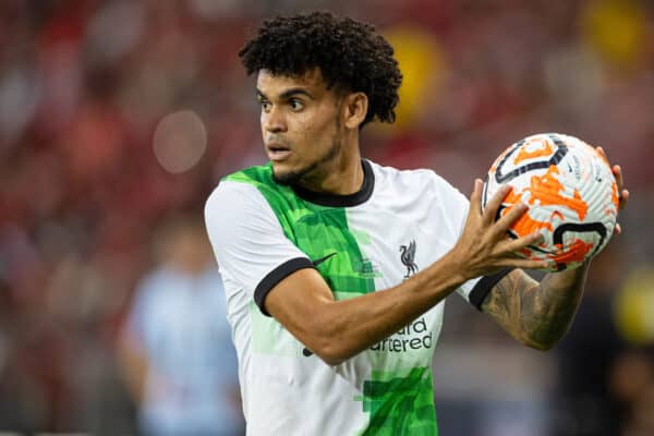 SINGAPORE - Sunday, July 30, 2023: Liverpool's Luis Díaz takes a throw-in during a pre-season friendly match between Liverpool FC and Leicester City FC at the Singapore National Stadium. (Pic by David Rawcliffe/Propaganda)