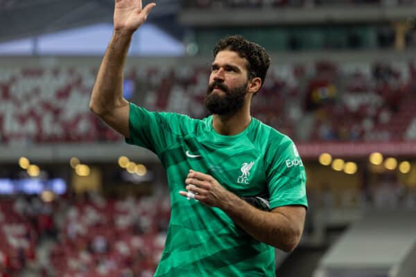 SINGAPORE - Sunday, July 30, 2023: Liverpool's goalkeeper Alisson Becker waves to supporters after a pre-season friendly match between Liverpool FC and Leicester City FC at the Singapore National Stadium. Liverpool won 4-0. (Pic by David Rawcliffe/Propaganda)