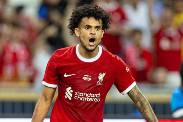 SINGAPORE - Wednesday, August 2, 2023: Liverpool's Luis Díaz celebrates after scoring the third goal during a pre-season friendly match between Liverpool FC and FC Bayern Munich FC at the Singapore National Stadium. (Pic by David Rawcliffe/Propaganda)