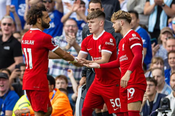 LONDON, ENGLAND - Sunday, August 13, 2023: Liverpool's Mohamed Salah is substituted during the FA Premier League match between Chelsea FC and Liverpool FC at Stamford Bridge. (Pic by David Rawcliffe/Propaganda)