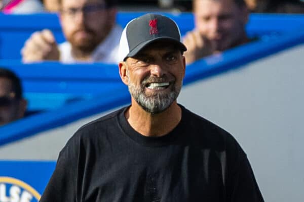 LONDON, ENGLAND - Sunday, August 13, 2023: Liverpool's manager Jürgen Klopp during the FA Premier League match between Chelsea FC and Liverpool FC at Stamford Bridge. (Pic by David Rawcliffe/Propaganda)