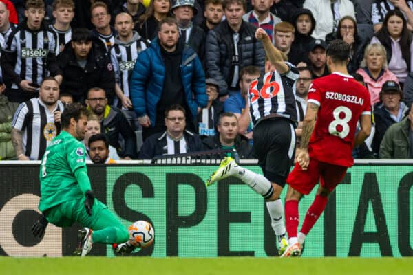 NEWCASTLE-UPON-TYNE, ENGLAND - Sunday, August 27, 2023: Liverpool's goalkeeper Alisson Becker makes a save from Newcastle United's Sean Longstaff during the FA Premier League match between Newcastle United FC and Liverpool FC at St James' Park. (Pic by David Rawcliffe/Propaganda)