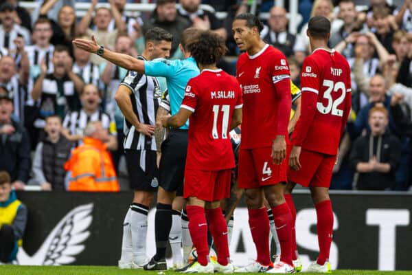 NEWCASTLE-UPON-TYNE, ENGLAND - Sunday, August 27, 2023: Liverpool's captain Virgil van Dijk protests to the referee after being is shown a red card and sent off during the FA Premier League match between Newcastle United FC and Liverpool FC at St James' Park. (Pic by David Rawcliffe/Propaganda)