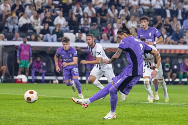 LINZ, AUSTRIA - Thursday, September 21, 2023: Liverpool's Darwin Núñez scores his side's first equalising goal from a penalty kick during the UEFA Europa League Group E matchday 1 game between LASK and Liverpool FC at the Raiffeisen Arena. (Pic by David Rawcliffe/Propaganda)