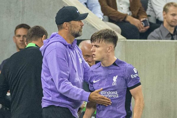LINZ, AUSTRIA - Thursday, September 21, 2023: Liverpool's Ben Doak is substituted by manager Jürgen Klopp during the UEFA Europa League Group E matchday 1 game between LASK and Liverpool FC at the Raiffeisen Arena. (Pic by David Rawcliffe/Propaganda)