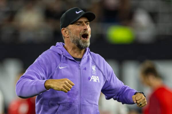 LINZ, AUSTRIA - Thursday, September 21, 2023: Liverpool's manager Jürgen Klopp celebrates after the UEFA Europa League Group E matchday 1 game between LASK and Liverpool FC at the Raiffeisen Arena. Liverpool won 3-1. (Pic by David Rawcliffe/Propaganda)