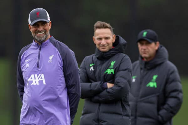 Liverpool, Inglaterra - miércoles, 4 de octubre de 2023: Jurgen Klopp, director de Liverpool, durante el entrenamiento en el Centro de Entrenamiento AXA antes del partido del Grupo E de la Liga Europea de la UEFA entre el Liverpool FC y Union SG.  (Imagen de David Rawcliffe/Publicidad)