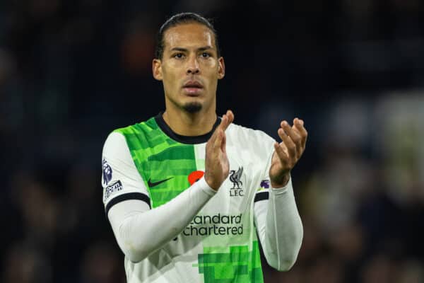 LUTON, ENGLAND - Sunday, November 5, 2023: Liverpool's captain Virgil van Dijk applauds the supporters after the FA Premier League match between Luton Town FC and Liverpool FC at Kenilworth Road. (Photo by David Rawcliffe/Propaganda)