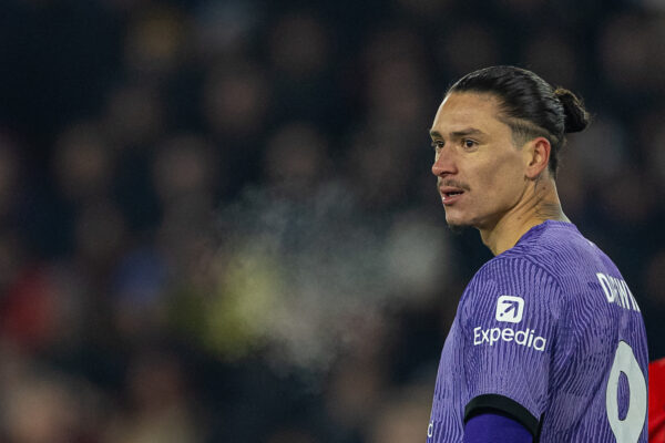 SHEFFIELD, ENGLAND - Wednesday, December 6, 2023: Liverpool's Darwin Núñez during the FA Premier League match between Sheffield United FC and Liverpool FC at Bramall Lane. (Photo by David Rawcliffe/Propaganda)