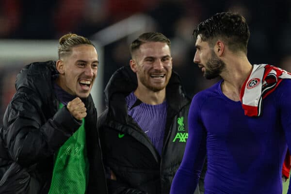 SHEFFIELD, ENGLAND - Wednesday, December 6, 2023: Liverpool's second goal-scorer Dominik Szoboszlai (R) celebrates with team-mates Kostas Tsimikas (L) and Alexis Mac Allister (C) after the FA Premier League match between Sheffield United FC and Liverpool FC at Bramall Lane. Liverpool won 2-0. (Photo by David Rawcliffe/Propaganda)