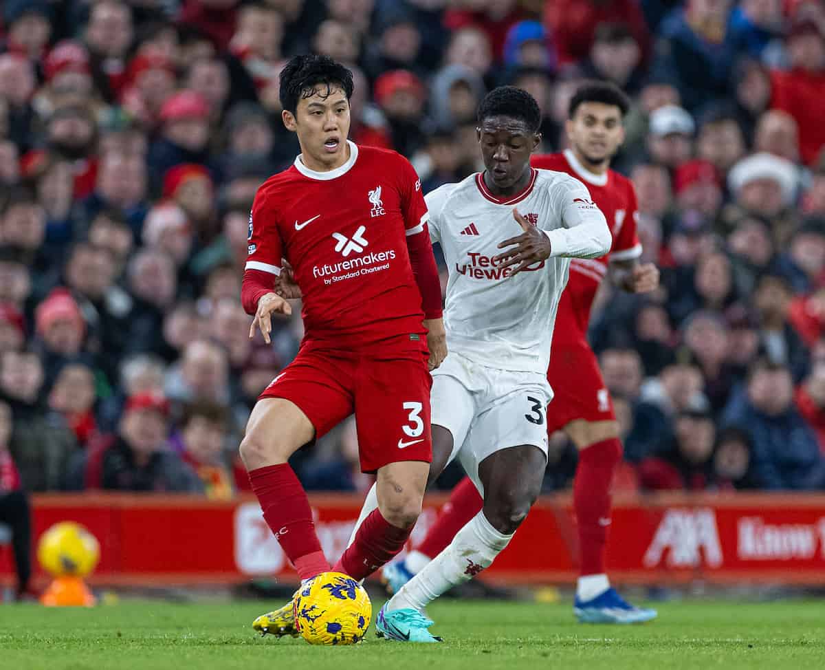 LIVERPOOL, ENGLAND - Sunday, December 17, 2023: Liverpool's Wataru End? (L) during the FA Premier League match between Liverpool FC and Manchester United FC at Anfield. (Photo by David Rawcliffe/Propaganda)