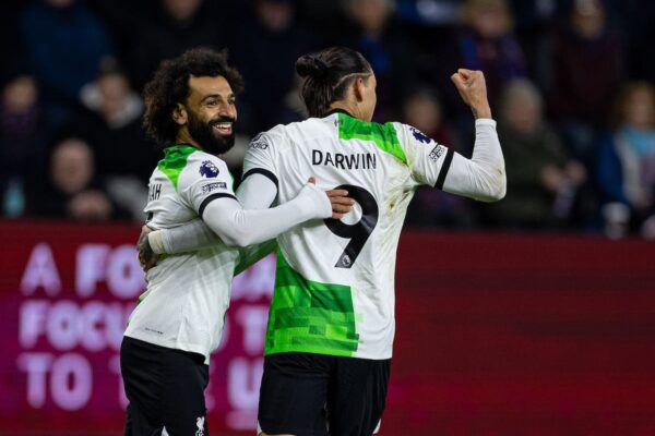 BURNLEY, ENGLAND - Tuesday, December 26, 2023: Liverpool's Darwin Núñez (R) celebrates with team-mate Mohamed Salah after scoring the first goal during the FA Premier League match between Burnley FC and Liverpool FC at Turf Moor. (Photo by David Rawcliffe/Propaganda)