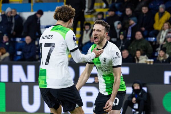 BURNLEY, ENGLAND - Tuesday, December 26, 2023: Liverpool's Diogo Jota celebrates scoring the second goal in the 90th minute during the FA Premier League match between Burnley FC and Liverpool FC at Turf Moor. (Photo by David Rawcliffe/Propaganda)