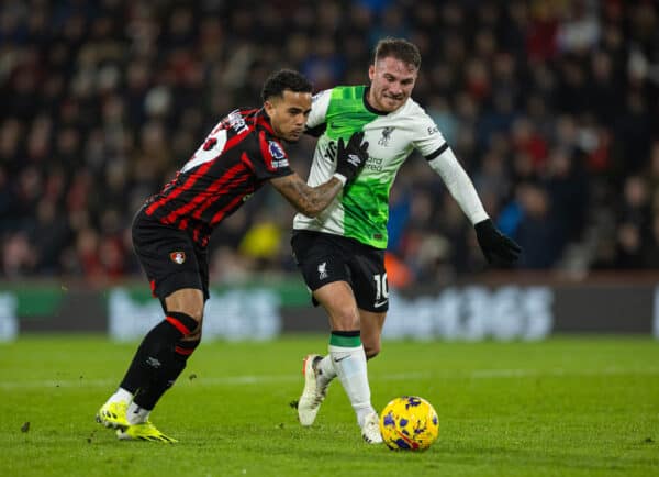 BOURNEMOUTH, ENGLAND - Sunday, January 21, 2024: Liverpool's Alexis Mac Allister (R) is challenged by Bournemouth's Justin Kluivert during the FA Premier League match between AFC Bournemouth and Liverpool FC at Dean Court. (Photo by David Rawcliffe/Propaganda)