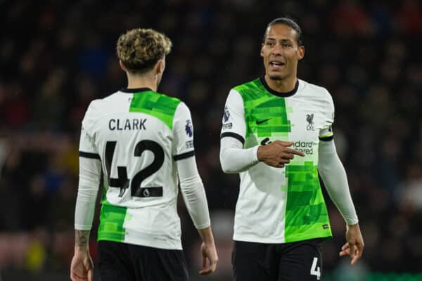 BOURNEMOUTH, ENGLAND - Sunday, January 21, 2024: Liverpool's captain Virgil van Dijk (R) speaks with Bobby Clark during the FA Premier League match between AFC Bournemouth and Liverpool FC at Dean Court. (Photo by David Rawcliffe/Propaganda)