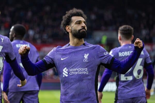 LONDON, ENGLAND - Saturday, February 17, 2024: Liverpool's Mohamed Salah celebrates after scoring the third goal during the FA Premier League match between Brentford FC and Liverpool FC at the Brentford Community Stadium. (Photo by David Rawcliffe/Propaganda)