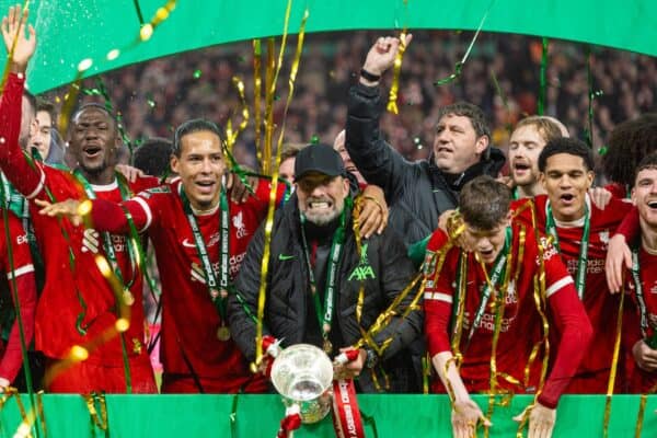 LONDON, ENGLAND - Sunday, February 25, 2024: Liverpool's manager Jürgen Klopp celebrates with the trophy after the Football League Cup Final match between Chelsea FC and Liverpool FC at Wembley Stadium. Liverpool won 1-0 after extra-time. (Photo by David Rawcliffe/Propaganda)