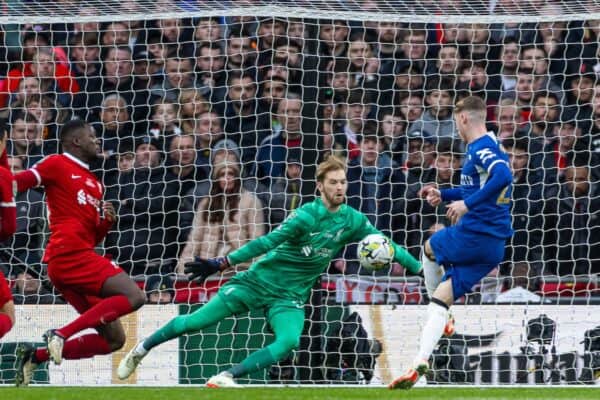 LONDON, ENGLAND - Sunday, February 25, 2024: Liverpool's goalkeeper Caoimhin Kelleher makes a save during the Football League Cup Final match between Chelsea FC and Liverpool FC at Wembley Stadium. (Photo by David Rawcliffe/Propaganda)