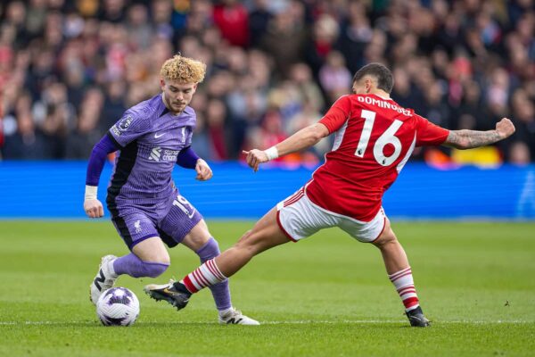 NOTTINGHAM, ENGLAND - Saturday, March 2, 2024: Liverpool's Harvey Elliott (L) takes on Nottingham Forest's Nicolás Domínguez during the FA Premier League match between Nottingham Forest FC and Liverpool FC at the City Ground. (Photo by David Rawcliffe/Propaganda)