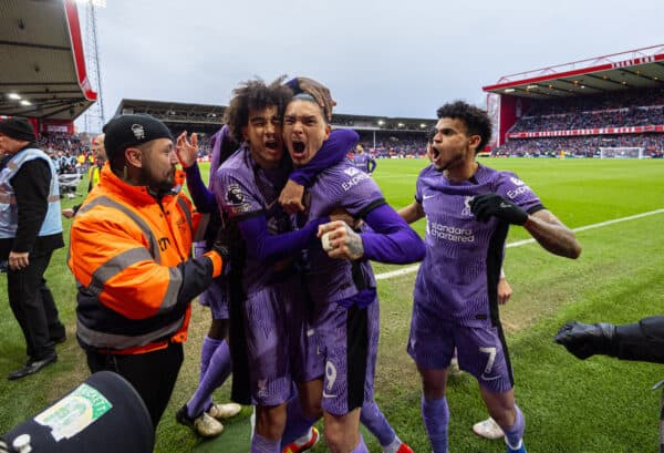 NOTTINGHAM, ENGLAND - Saturday, March 2, 2024: Liverpool's Darwin Núñez celebrates after scoring the winning goal in the ninth minute of injury time during the FA Premier League match between Nottingham Forest FC and Liverpool FC at the City Ground. (Photo by David Rawcliffe/Propaganda)