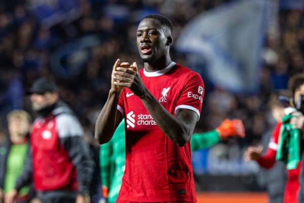 BERGAMO, ITALY - Thursday, April 18, 2024: Liverpool's Ibrahima Konaté applauds the supporters after the UEFA Europa League Quarter-Final 2nd Leg match between BC Atalanta and Liverpool FC at the Stadio Atleti Azzurri d'Italia. (Photo by David Rawcliffe/Propaganda)