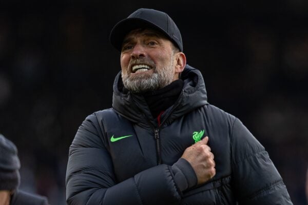 LONDON, ENGLAND - Sunday, April 21, 2024: Liverpool's manager Jürgen Klopp celebrates after the FA Premier League match between Fulham FC and Liverpool FC at Craven Cottage. Liverpool won 3-1. (Photo by David Rawcliffe/Propaganda)