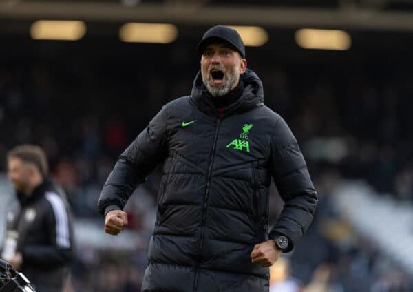 LONDON, ENGLAND - Sunday, April 21, 2024: Liverpool's manager Jürgen Klopp celebrates after the FA Premier League match between Fulham FC and Liverpool FC at Craven Cottage. Liverpool won 3-1. (Photo by David Rawcliffe/Propaganda)