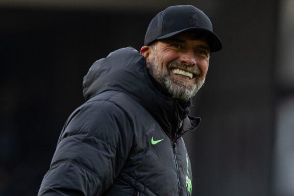 LONDON, ENGLAND - Sunday, April 21, 2024: Liverpool's manager Jürgen Klopp celebrates after the FA Premier League match between Fulham FC and Liverpool FC at Craven Cottage. Liverpool won 3-1. (Photo by David Rawcliffe/Propaganda)