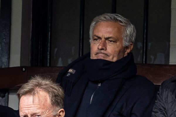  Former Chelsea manager Jose Mourinho during the FA Premier League match between Fulham FC and Liverpool FC at Craven Cottage. (Photo by David Rawcliffe/Propaganda)