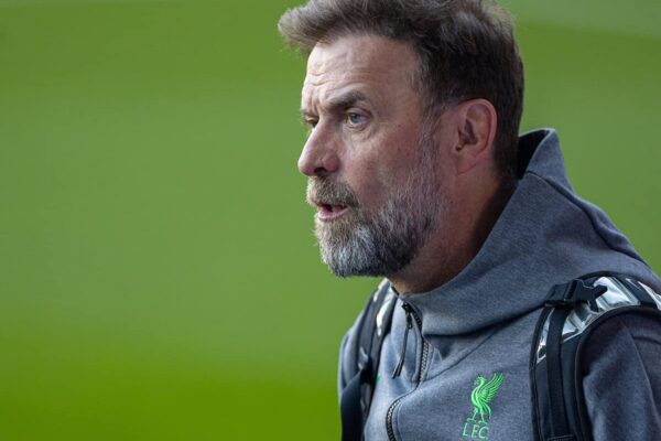 LIVERPOOL, ENGLAND - Wednesday, April 24, 2024: Liverpool's manager Jürgen Klopp arrives before the FA Premier League match between Everton FC and Liverpool FC, the 244th Merseyside Derby, at Goodison Park. (Photo by David Rawcliffe/Propaganda)