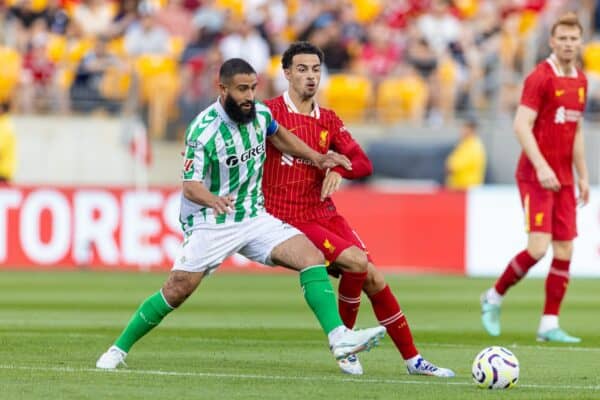 PITTSBURGH - Friday, July 26, 2024: Real Betis Balompié's captain Nabil Fekir is challenged by Liverpool's Curtis Jones during a pre-season friendly match between Liverpool and Real Betis Balompié at the Acrisure Stadium on day three of the club's pre-season tour of the USA. (Photo by David Rawcliffe/Propaganda)