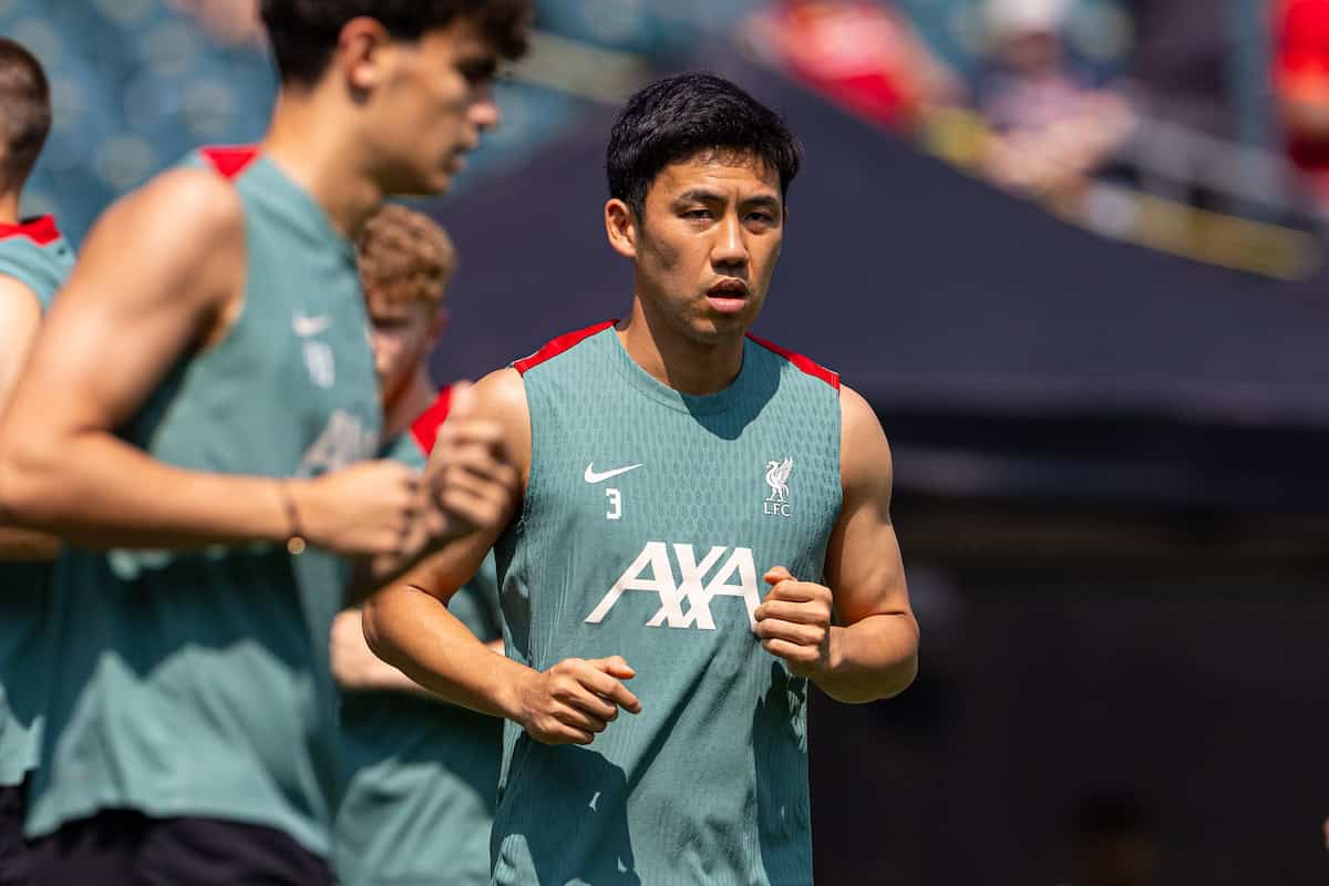 PHILADELPHIA – Sonntag, 28. Juli 2024: Liverpools Wataru Endo während einer offenen Trainingseinheit im Lincoln Financial Field am fünften Tag der Saisonvorbereitungstour des Vereins durch die USA. (Foto von David Rawcliffe/Propaganda)