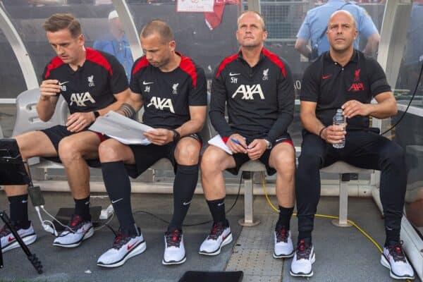 PHILADELPHIA - Wednesday, July 31, 2024: Liverpool's head coach Arne Slot during a pre-season friendly match between Liverpool FC and Arsenal FC at the Lincoln Financial Field on day eight of the club's pre-season tour of the USA. (Photo by David Rawcliffe/Propaganda)