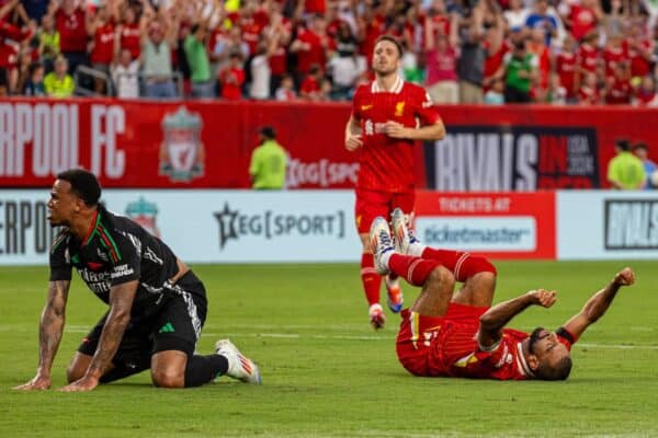 PHILADELPHIA - Wednesday, July 31, 2024: Liverpool's Mohamed Salah celebrates after scoring the first goal during a pre-season friendly match between Liverpool FC and Arsenal FC at the Lincoln Financial Field on day eight of the club's pre-season tour of the USA. (Photo by David Rawcliffe/Propaganda)