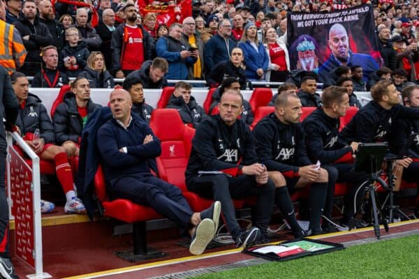 LIVERPOOL, ENGLAND - Sunday, August 25, 2024: Liverpool's head coach Arne Slot during the FA Premier League match between Liverpool FC and Brentford FC at Anfield. (Photo by David Rawcliffe/Propaganda)