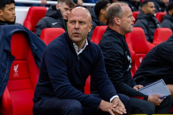 LIVERPOOL, ENGLAND - Sunday, August 25, 2024: Liverpool's head coach Arne Slot during the FA Premier League match between Liverpool FC and Brentford FC at Anfield. (Photo by David Rawcliffe/Propaganda)