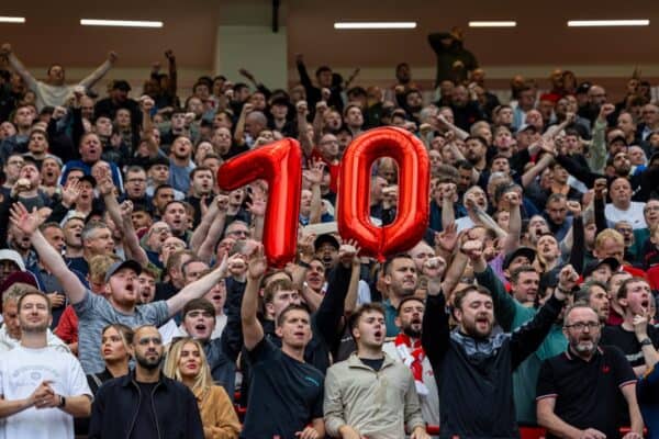 MANCHESTER, ENGLAND - Sunday, September 1, 2024: Liverpool supporters hold up balloons to celebrate their recent 7-0 victory over Manchester United before the FA Premier League match between Manchester United FC and Liverpool FC at Old Trafford. (Photo by David Rawcliffe/Propaganda)