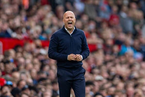 MANCHESTER, ENGLAND - Sunday, September 1, 2024: Liverpool's head coach Arne Slot during the FA Premier League match between Manchester United FC and Liverpool FC at Old Trafford. (Photo by David Rawcliffe/Propaganda)