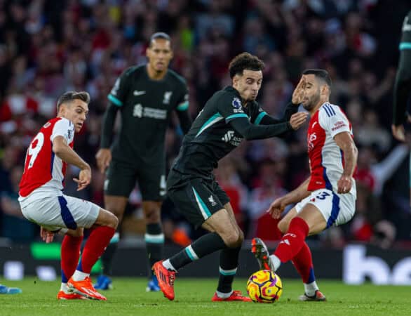 LONDON, ENGLAND - Sunday, October 27, 2024: Liverpool's Curtis Jones during the FA Premier League match between Arsenal FC and Liverpool FC at the Emirates Stadium. (Photo by David Rawcliffe/Propaganda)