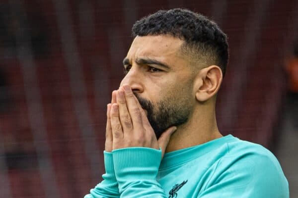 SOUTHAMPTON, ENGLAND - Sunday, November 24, 2024: Liverpool's Mohamed Salah during the pre-match warm-up before the FA Premier League match between Southampton FC and Liverpool FC at St Mary's Stadium. (Photo by David Rawcliffe/Propaganda)