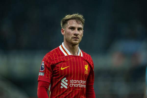 NEWCASTLE-UPON-TYNE, ENGLAND - Wednesday, December 4, 2024: Liverpool's Alexis Mac Allister during the FA Premier League match between Newcastle United FC and Liverpool FC at St James' Park. (Photo by David Rawcliffe/Propaganda)