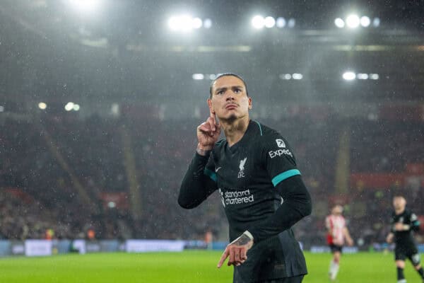 SOUTHAMPTON, ENGLAND - Tuesday, December 17, 2024: Liverpool's Darwin Núñez celebrates after scoring the opening goal during the Football League Cup Quarter-Final match between Southampton FC and Liverpool FC at St Mary's Stadium. (Photo by David Rawcliffe/Propaganda)