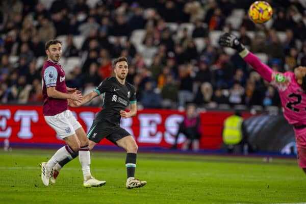 LONDON, ENGLAND - Sunday, December 29, 2024: Liverpool's Diogo Jota scores the fifth goal during the FA Premier League match between West Ham United FC and Liverpool FC at the London Stadium. (Photo by David Rawcliffe/Propaganda)