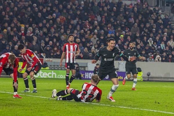 LONDON, ENGLAND - Saturday, January 18, 2025: Liverpool's Darwin Núñez celebrates after scoring the first goal during the FA Premier League match between Brentford FC and Liverpool FC at the Brentford Community Stadium. (Photo by David Rawcliffe/Propaganda)