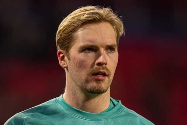 EINDHOVEN, NETHERLANDS - Wednesday, January 29, 2025: Liverpool's goalkeeper Caoimhin Kelleher during the pre-match warm-up before the UEFA Champions League Matchday 8 game between PSV Eindhoven and Liverpool FC at the Philips Stadion. (Photo by David Rawcliffe/Propaganda)