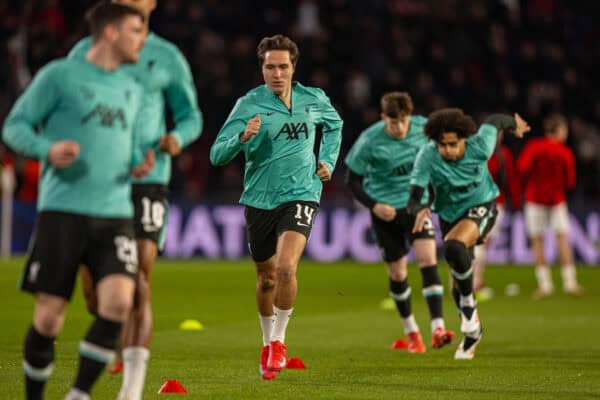 EINDHOVEN, NETHERLANDS - Wednesday, January 29, 2025: Liverpool's Federico Chiesa during the pre-match warm-up before the UEFA Champions League Matchday 8 game between PSV Eindhoven and Liverpool FC at the Philips Stadion. (Photo by David Rawcliffe/Propaganda)