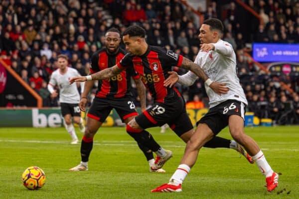 BOURNEMOUTH, ENGLAND - Saturday, February 1, 2025: AFC Bournemouth's Justin Kluivert (L) gets past Liverpool's Trent Alexander-Arnold during the FA Premier League match between AFC Bournemouth and Liverpool FC at Dean Court. (Photo by David Rawcliffe/Propaganda)
