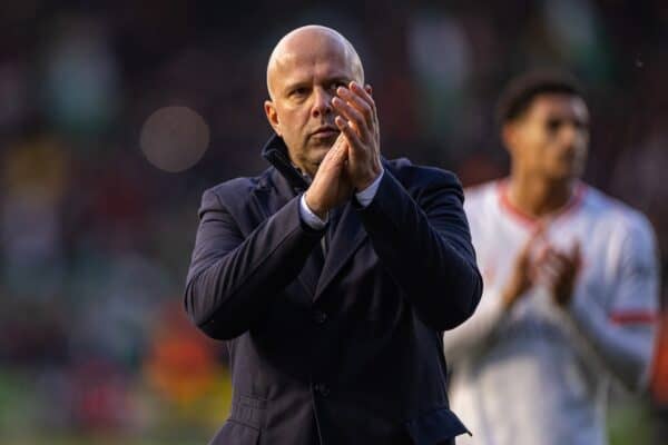 PLYMOUTH, ENGLAND - Sunday, February 9, 2025: Liverpool's head coach Arne Slot applauds the supporters after the FA Cup 4th Round match between Plymouth Argyle FC and Liverpool FC at Home Park. (Photo by David Rawcliffe/Propaganda)