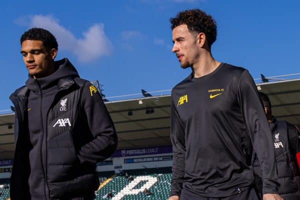 PLYMOUTH, ENGLAND - Sunday, February 9, 2025: Liverpool's Jarell Quansah (L) and Curtis Jones arrive before the FA Cup 4th Round match between Plymouth Argyle FC and Liverpool FC at Home Park. (Photo by David Rawcliffe/Propaganda)
